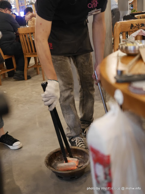 姜虎東678白丁烤肉:【食記】台中姜虎東678白丁韓國傳統烤肉台中店@北屯漢口幫美食廣場 : 世界第一BBQ?嗯,這裡的食材跟醬料都比在韓國首爾要好吃的多了…也比林佳龍有誠意喔! 姜虎東678白丁烤肉:【食記】台中姜虎東678白丁韓國傳統烤肉台中店@北屯漢口幫美食廣場 : 世界第一BBQ?嗯,這裡的食材跟醬料都比在韓國首爾要好吃的多了…也比林佳龍有誠意喔!