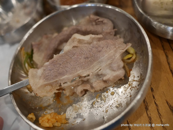 姜虎東678白丁烤肉:【食記】台中姜虎東678白丁韓國傳統烤肉台中店@北屯漢口幫美食廣場 : 世界第一BBQ?嗯,這裡的食材跟醬料都比在韓國首爾要好吃的多了…也比林佳龍有誠意喔! 姜虎東678白丁烤肉:【食記】台中姜虎東678白丁韓國傳統烤肉台中店@北屯漢口幫美食廣場 : 世界第一BBQ?嗯,這裡的食材跟醬料都比在韓國首爾要好吃的多了…也比林佳龍有誠意喔!