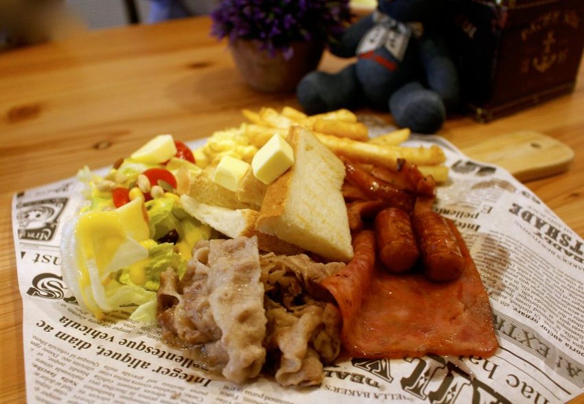 【桃園 放慢腳步】工業風咖啡館提供親子友善環境。醬料.甜點.吐司麵包全堅持手作!! - 艾瑪▪ 享受吃喝玩樂札記