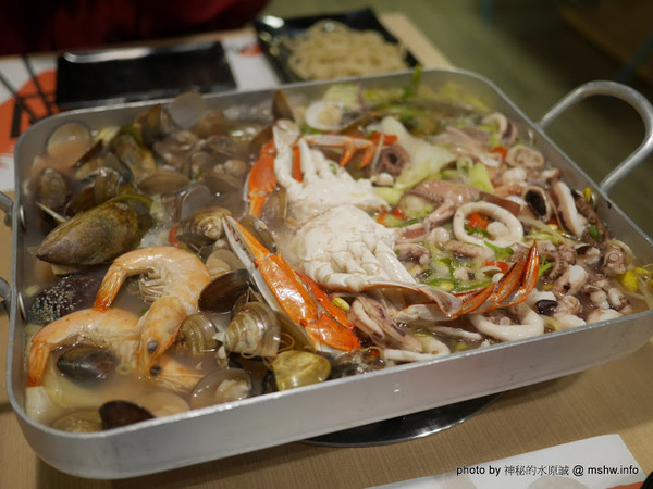 OMAYA春川炒雞(台中公益店)：【食記】台中OMAYA春川炒雞-台中公益店@西區公益公園 : 數大就是美？!沒有乳溝起司的釜山巨無霸海鮮盆