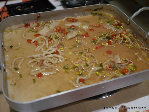 OMAYA春川炒雞(台中公益店)：【食記】台中OMAYA春川炒雞-台中公益店@西區公益公園 : 數大就是美？!沒有乳溝起司的釜山巨無霸海鮮盆