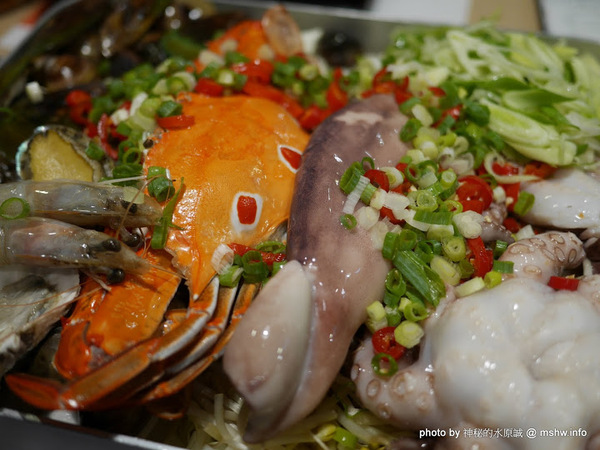 OMAYA春川炒雞(台中公益店)：【食記】台中OMAYA春川炒雞-台中公益店@西區公益公園 : 數大就是美？!沒有乳溝起司的釜山巨無霸海鮮盆