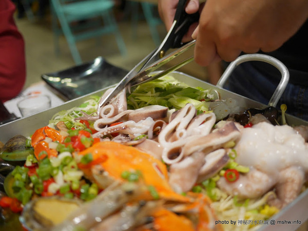 OMAYA春川炒雞(台中公益店)：【食記】台中OMAYA春川炒雞-台中公益店@西區公益公園 : 數大就是美？!沒有乳溝起司的釜山巨無霸海鮮盆