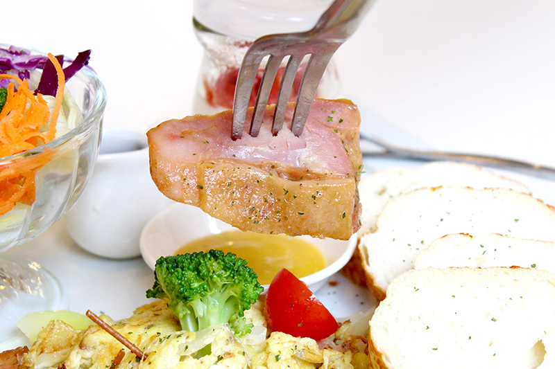 IMG_5585.jpg IMG_5585.jpg