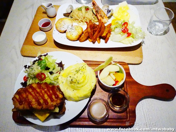 HERDOR Tea House 禾多:【捷運美食】HERDOR Tea House 禾多義式花茶餐廳 少女系甜點夢幻指數破錶 春季新餐點上市囉~~