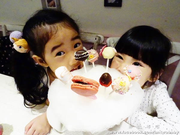 HERDOR Tea House 禾多:【捷運美食】HERDOR Tea House 禾多義式花茶餐廳 少女系甜點夢幻指數破錶 春季新餐點上市囉~~