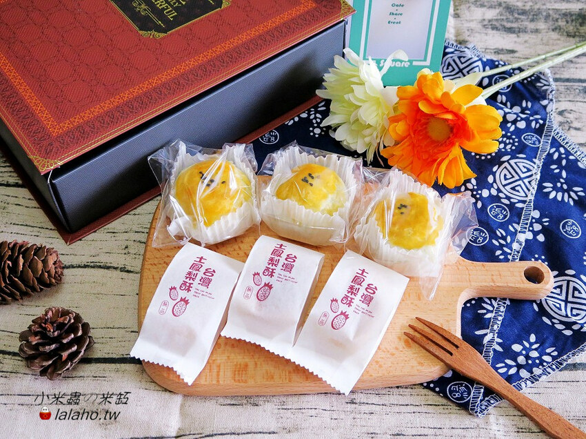 10 Square Cafe wow~你有看過用書本當作禮盒嗎?