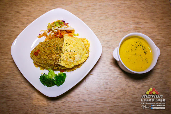 摩迅複合式餐飲(桃園大業店)│桃園市/民光東路(桃園咖啡、輕食好所在,3C產品檢修好幫手)