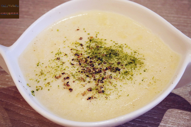 FoOd台北【CA rolls’ 新美日式料理】網美打卡店,精緻的像藝術品的壽司,想吃創意料理這邊請