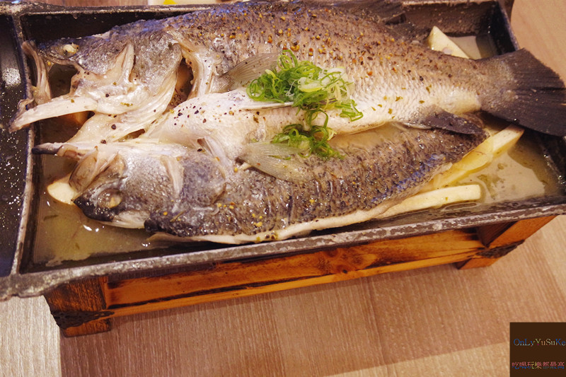 FoOd台北【CA rolls’ 新美日式料理】網美打卡店,精緻的像藝術品的壽司,想吃創意料理這邊請