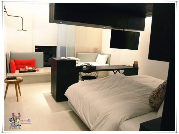 老爺行旅,台南住宿,黑板,虹牌油漆主題房,虹牌油漆,台南旅遊