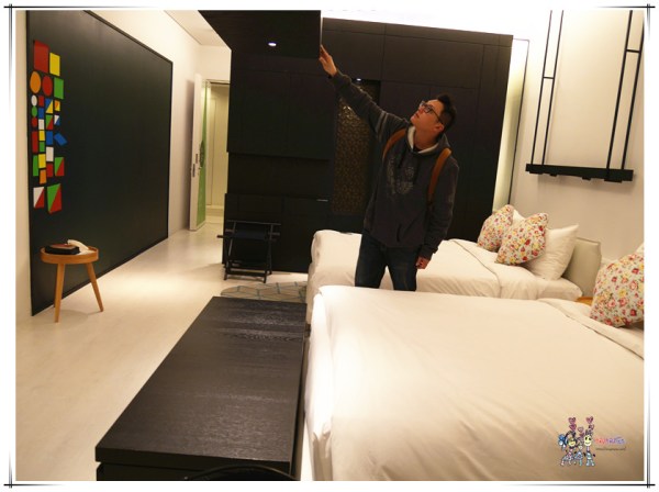 老爺行旅,台南住宿,黑板,虹牌油漆主題房,虹牌油漆,台南旅遊