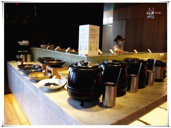 老爺行旅,台南住宿,黑板,虹牌油漆主題房,虹牌油漆,台南旅遊