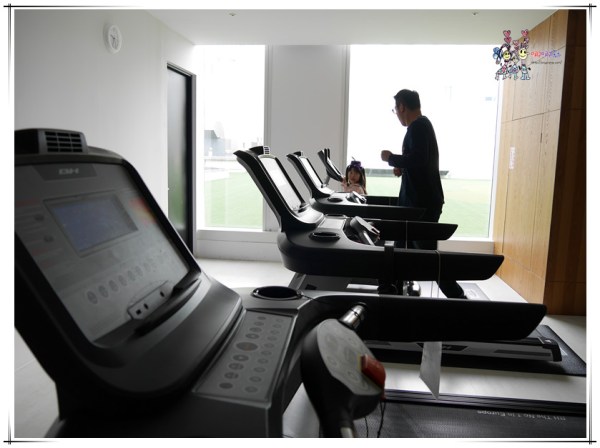 老爺行旅,台南住宿,黑板,虹牌油漆主題房,虹牌油漆,台南旅遊