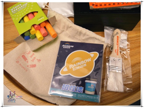 老爺行旅,台南住宿,黑板,虹牌油漆主題房,虹牌油漆,台南旅遊