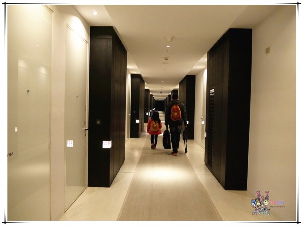 老爺行旅,台南住宿,黑板,虹牌油漆主題房,虹牌油漆,台南旅遊