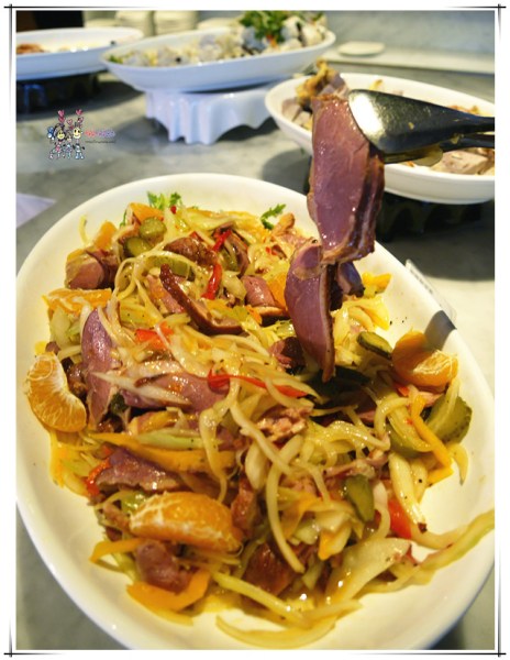 老爺行旅,台南住宿,黑板,虹牌油漆主題房,虹牌油漆,台南旅遊