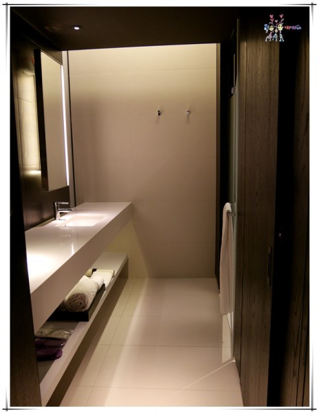 老爺行旅,台南住宿,黑板,虹牌油漆主題房,虹牌油漆,台南旅遊