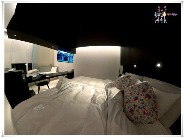 老爺行旅,台南住宿,黑板,虹牌油漆主題房,虹牌油漆,台南旅遊