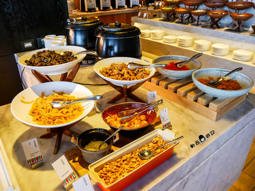 台南住宿》台南老爺行旅The Place Tainan●設計感十足精緻客房 豐盛在地台灣味早餐 緊鄰南紡購物中心 老爺集團住宿 台南住宿 - 軟西，遊記