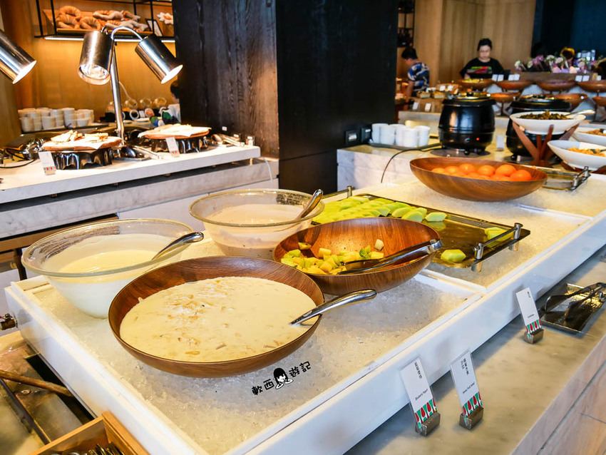 台南住宿》台南老爺行旅The Place Tainan●設計感十足精緻客房 豐盛在地台灣味早餐 緊鄰南紡購物中心 老爺集團住宿 台南住宿 - 軟西，遊記