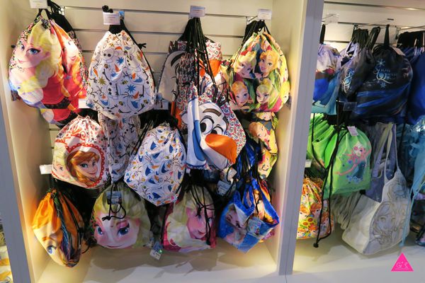 [GS小文青]中正紀念堂X迪士尼「冰雪奇緣 冰紛特展」X文末抽獎送你門票跟雪寶喔!!!