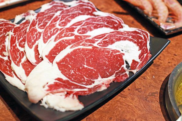 【新店餐廳】六六六小火鍋-堅持熬煮的獨特自製香菇湯頭