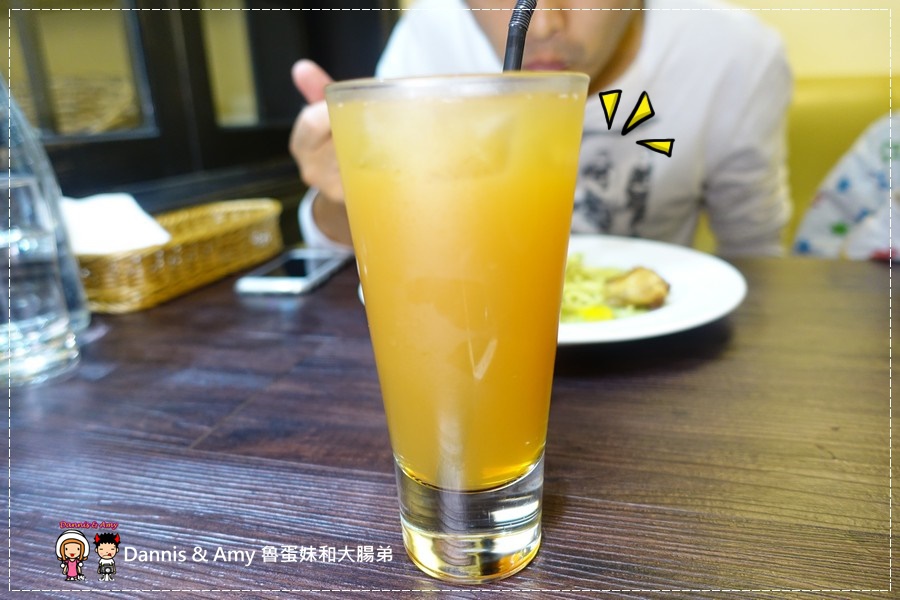 20170106《新竹美食》溫馨平價的Elsa艾莎異國美食。義大利麵。燉飯。披薩PIZZA︱情侶約會。親子朋友家庭聚餐餐廳推薦。 忠孝大潤發附近好停車（影片） (22).jpg