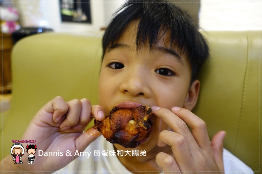 20170106《新竹美食》溫馨平價的Elsa艾莎異國美食。義大利麵。燉飯。披薩PIZZA︱情侶約會。親子朋友家庭聚餐餐廳推薦。 忠孝大潤發附近好停車（影片） (11).jpg