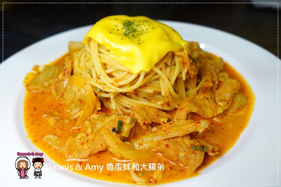 20170106《新竹美食》溫馨平價的Elsa艾莎異國美食。義大利麵。燉飯。披薩PIZZA︱情侶約會。親子朋友家庭聚餐餐廳推薦。 忠孝大潤發附近好停車（影片） (24).jpg