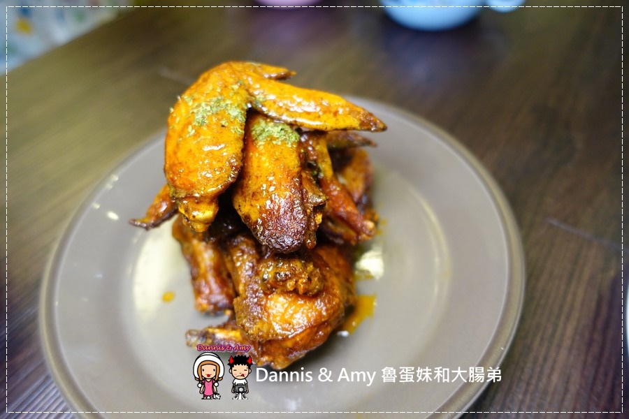 20170106《新竹美食》溫馨平價的Elsa艾莎異國美食。義大利麵。燉飯。披薩PIZZA︱情侶約會。親子朋友家庭聚餐餐廳推薦。 忠孝大潤發附近好停車（影片） (16).jpg