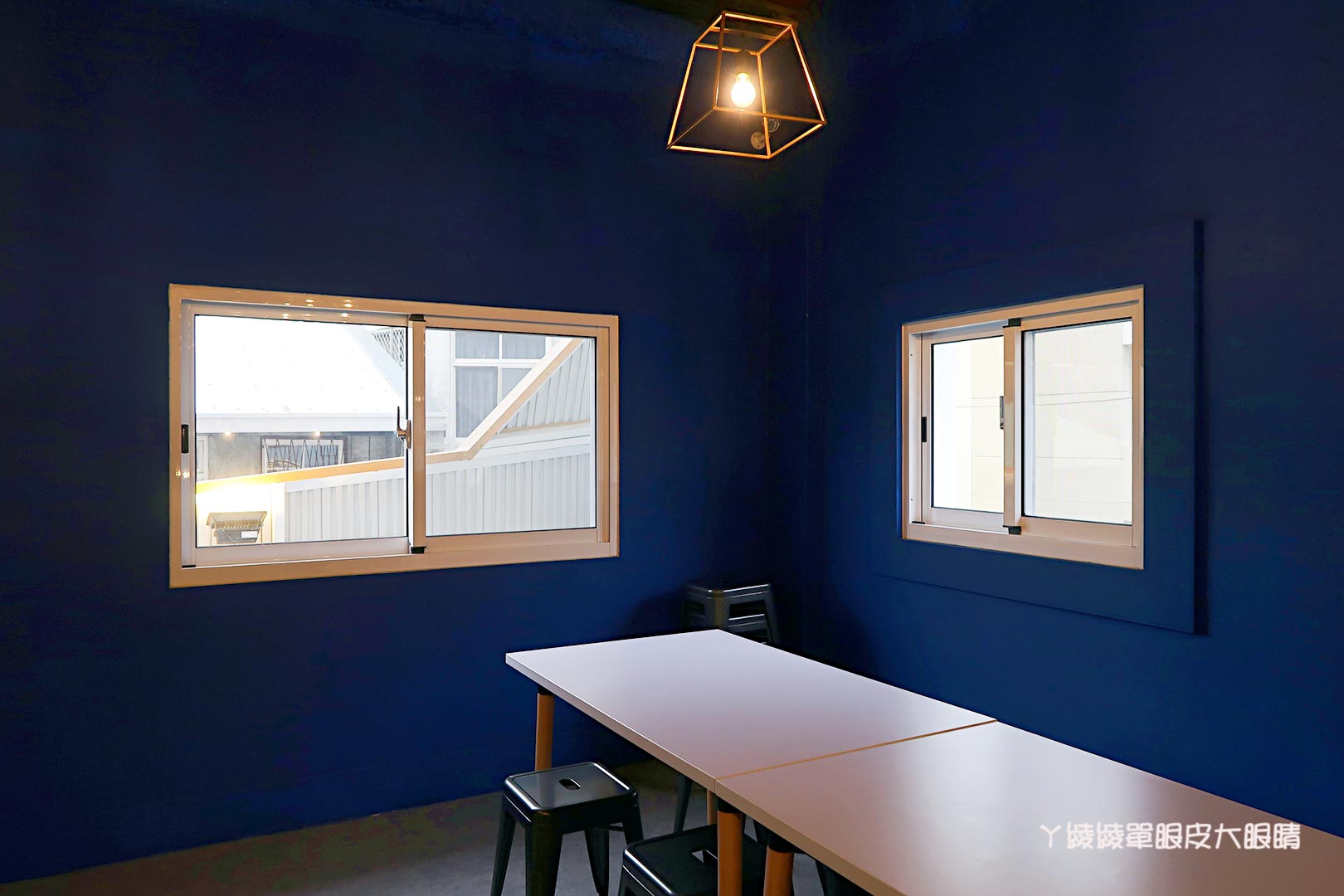 台南市中西區美食|神農街冰品推薦!無聊郎Bored Wolf,非吃不可的超人氣雪貝冰跟會爆漿的流心吐司磚