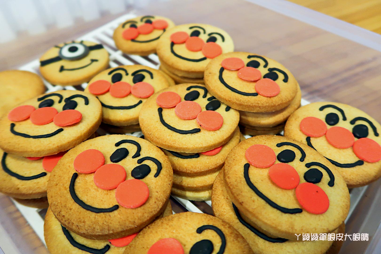 台南市中西區美食|神農街冰品推薦!無聊郎Bored Wolf,非吃不可的超人氣雪貝冰跟會爆漿的流心吐司磚