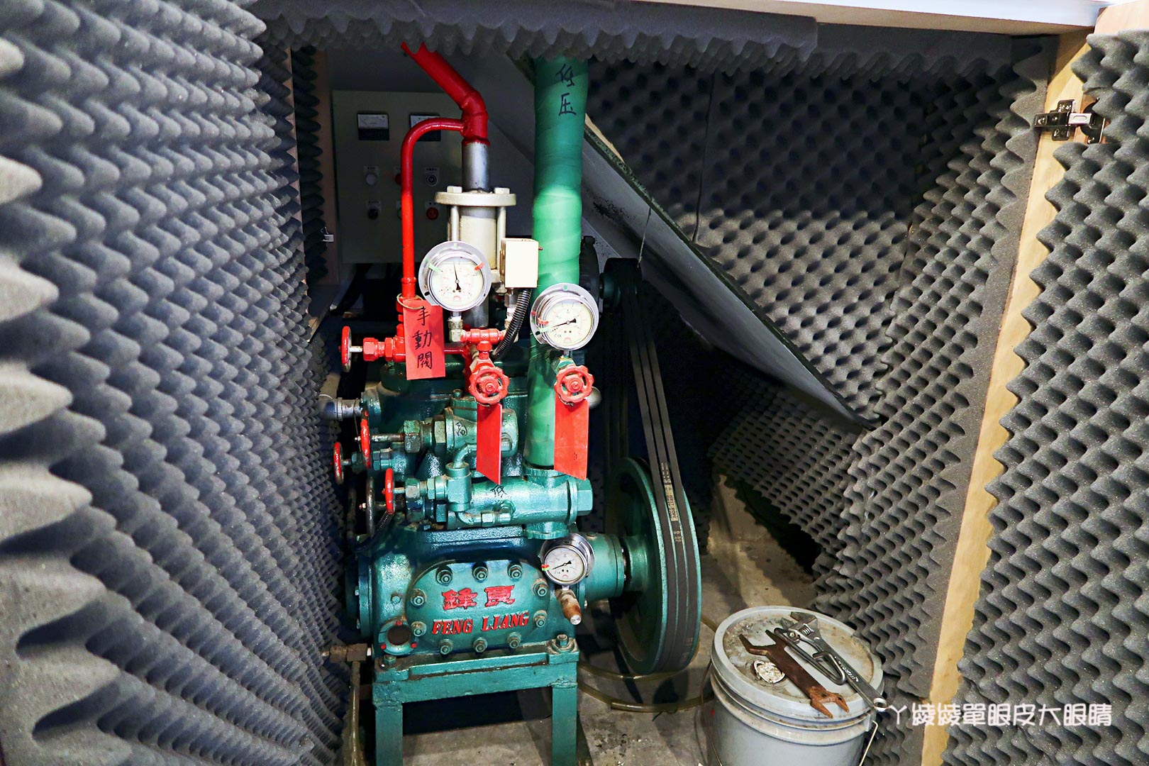 台南市中西區美食|神農街冰品推薦!無聊郎Bored Wolf,非吃不可的超人氣雪貝冰跟會爆漿的流心吐司磚