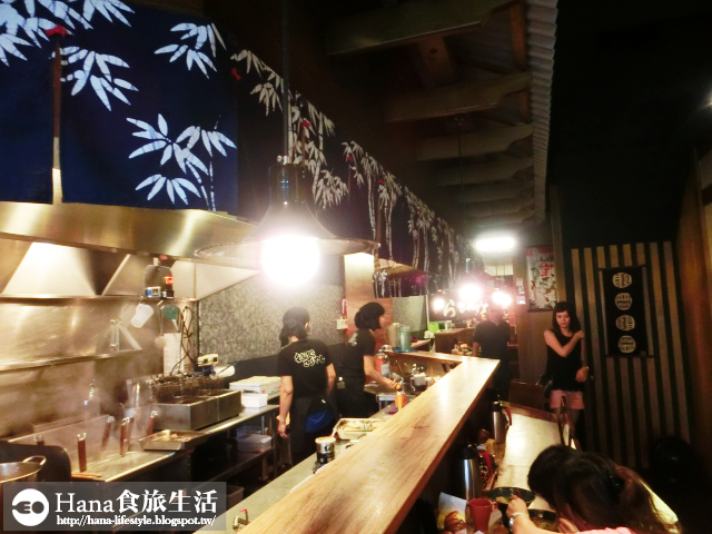 【高雄左營】麵處小林 高雄店 | 橫濱家系拉麵 販賣食券的機器令人想到一蘭 認真料理 真誠待人 大雨午後令人安心的小店