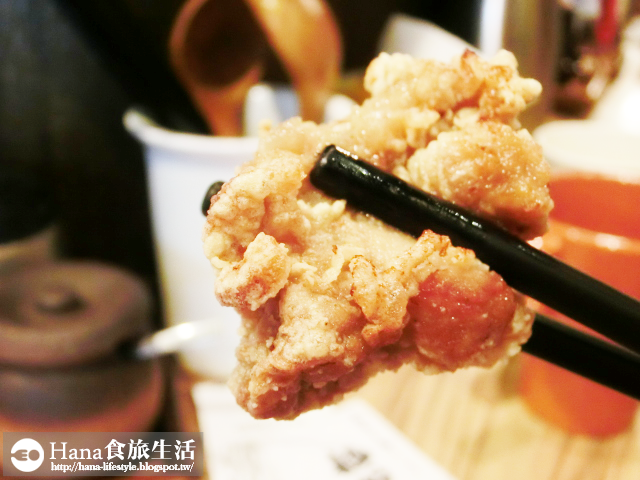 【高雄左營】麵處小林 高雄店 | 橫濱家系拉麵 販賣食券的機器令人想到一蘭 認真料理 真誠待人 大雨午後令人安心的小店