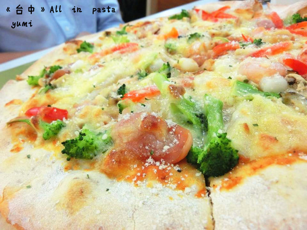 牧島燒肉專門店(大里店)：【台中食記-大里區】頂級燒烤店→牧島燒肉專門店(大里店)內文附完整菜單@跟著Yumi尤美美動吃動吃(用餐日期:2015年9月24日)