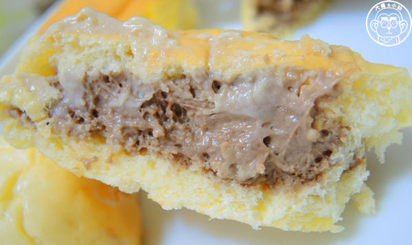 八天堂：期間限定【104.11/13-105.1/12八天堂 京站臨時櫃】日本直送奶油麵包