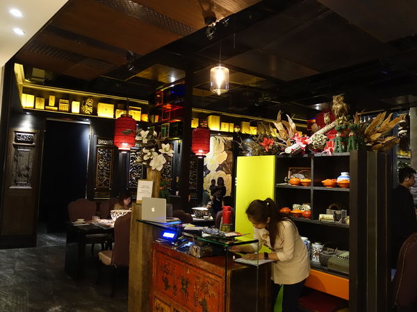 寬巷子信義店:【信義區捷運美食】寬巷子創意料理鍋品 顛覆傳統!一場兼具華麗視覺感官與味蕾的美食饗宴~