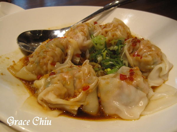 紅油炒手 樂天皇朝 微風信義 八色小籠包 新加坡小籠包 來自新加坡 捷運市政府站