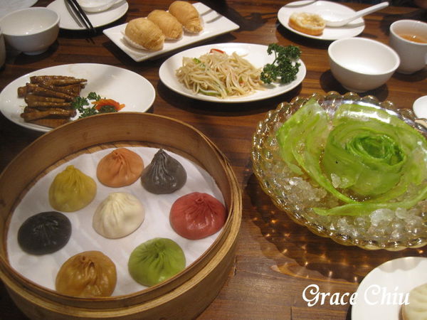 八色小籠包 樂天皇朝 新加坡餐廳 來自新加坡 台北小籠包 信義區中式