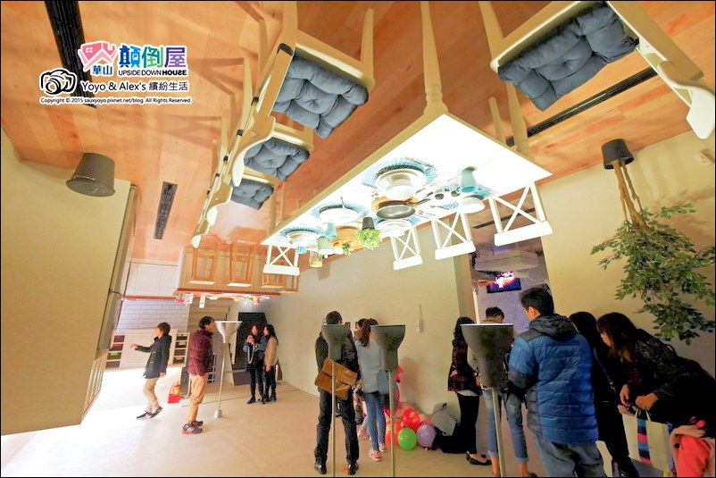 【台北 展覽】反轉世界華山顛倒屋 ~ 一起進入電影全面啟動、顛倒世界般的超現實顛倒世界 反轉世界超有趣!!! / 華山1914文創園區森林劇場 / 捷運忠孝新生