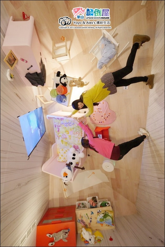 【台北 展覽】反轉世界華山顛倒屋 ~ 一起進入電影全面啟動、顛倒世界般的超現實顛倒世界 反轉世界超有趣!!! / 華山1914文創園區森林劇場 / 捷運忠孝新生