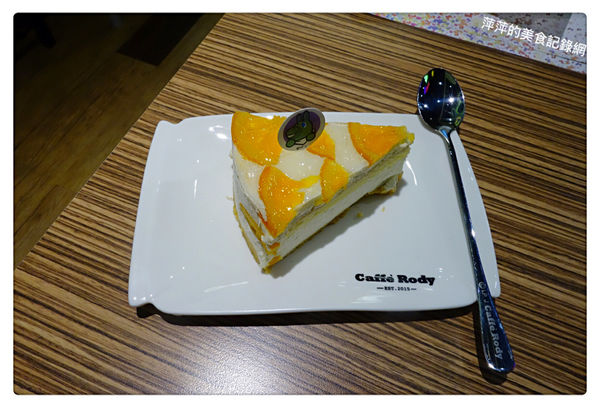 Caffe Rody 主題餐廳 ~ 跳跳馬Jump到台北東區.被Rody包圍了 - 捷運忠孝敦化站