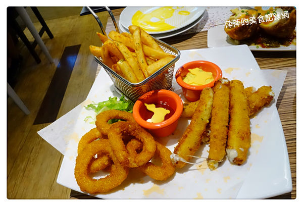 Caffe Rody 主題餐廳 ~ 跳跳馬Jump到台北東區.被Rody包圍了 - 捷運忠孝敦化站