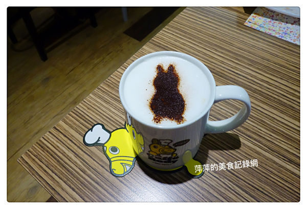 Caffe Rody 主題餐廳 ~ 跳跳馬Jump到台北東區.被Rody包圍了 - 捷運忠孝敦化站