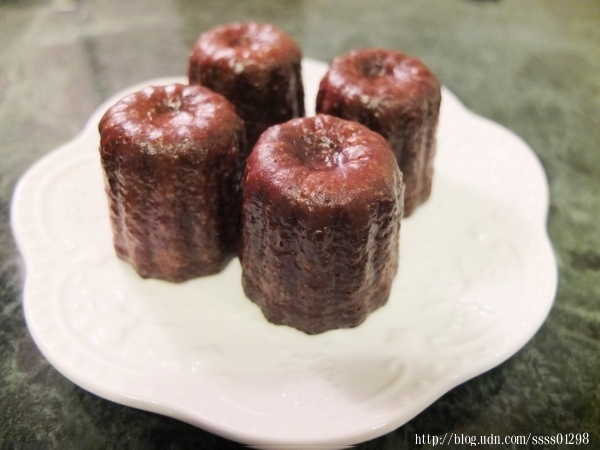 高雄甜點推薦【艾樂比手作烘焙坊】老屋夢幻甜點饗宴！全台必吃法式草莓蛋糕在這！蛋糕/點心/禮盒都搶手