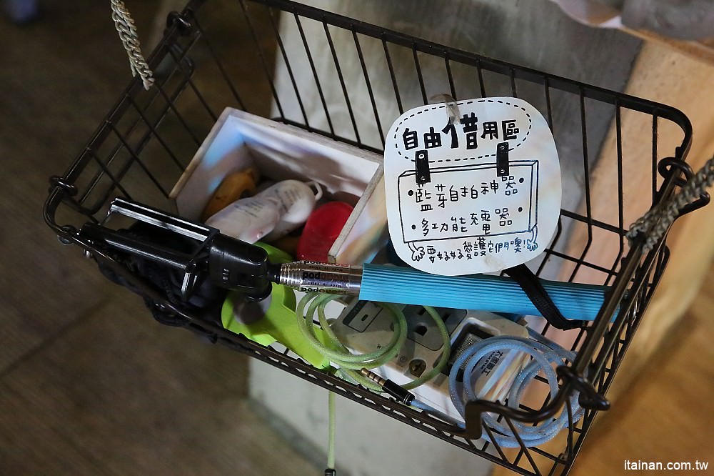 台南美食｜鐵木匠複合式餐廳~復古工業風秘密基地裡視覺與味覺的高CP值餐廳｜火鍋｜燉飯｜義大利麵 - 台南好Food遊