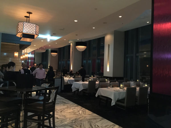 [台北信義美食]莫爾頓牛排館Mortons The Steakhouse 生日客製化菜單 蛋糕 小卡片 貼心服務 信義微風45樓台北101景色