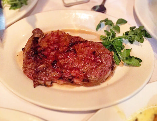 [台北信義美食]莫爾頓牛排館Mortons The Steakhouse 生日客製化菜單 蛋糕 小卡片 貼心服務 信義微風45樓台北101景色